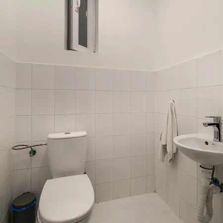 5 Bedrooms Keleti-home Appartamento *