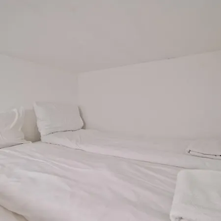 5 Bedrooms Keleti-home Appartamento Budapest