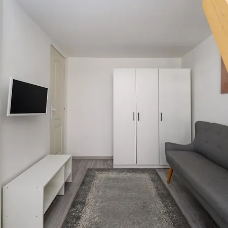 5 Bedrooms Keleti-home * Budapest