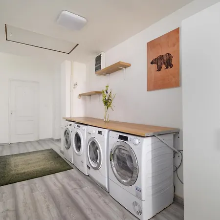 Apartment 5 Bedrooms Keleti-home
